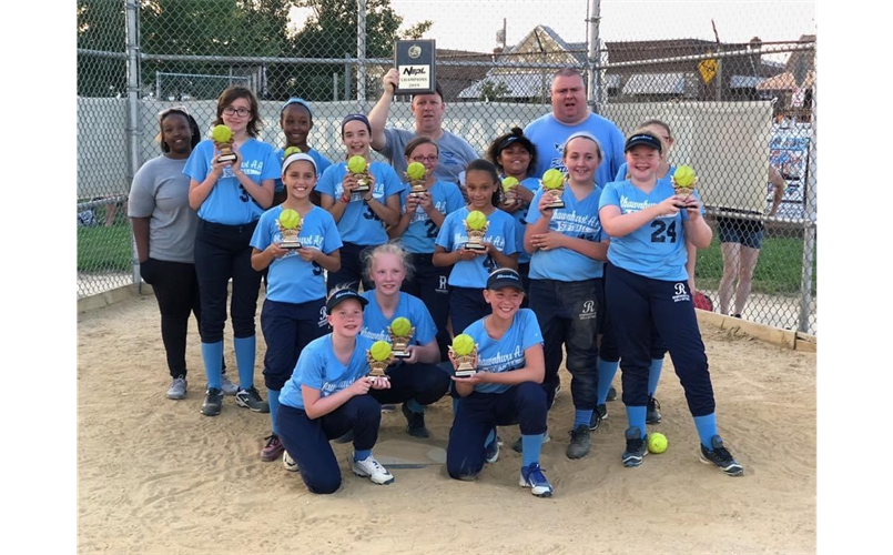Girls Softball Champs